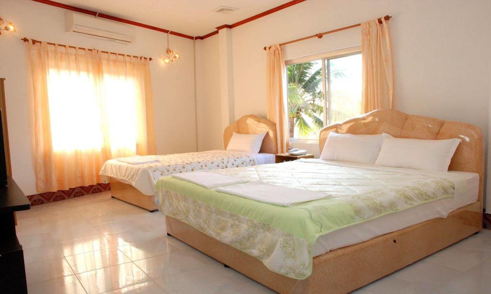 Mekong Sunshine Hotel Vientiane Exterior photo